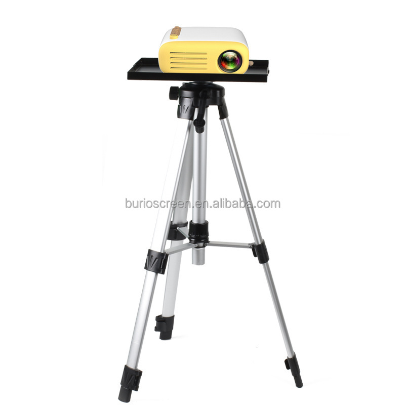 アルミ製ユニバーサル三脚スタンド プロジェクター用 高さ調整 - Projector Floor Stand Tripod Adjustable のレビューと価格